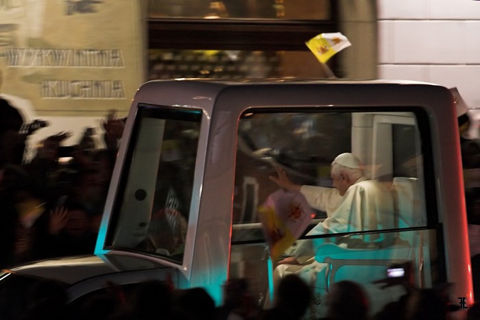Benedykt XVI na Rynku w Krakowie