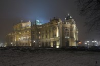 Teatr Słowackiego we mgle